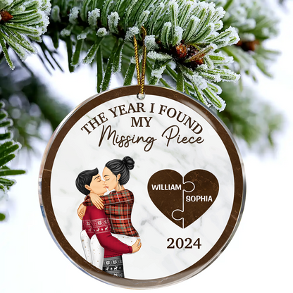 The Year I Found My Missing Piece Kissing Couples - Personalized Acrylic Ornament