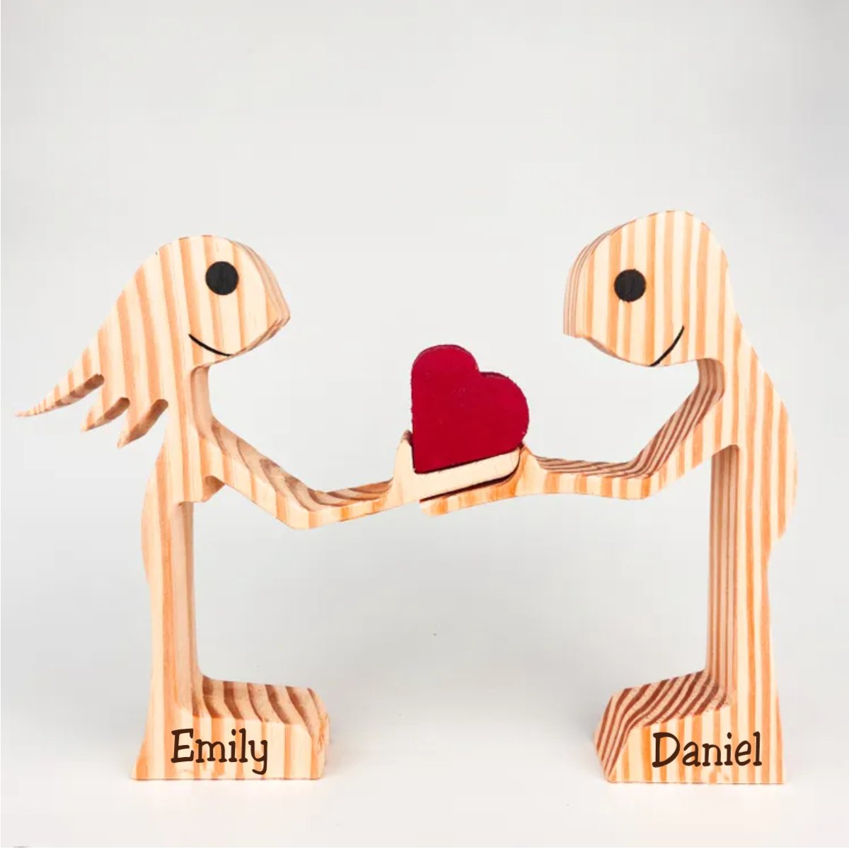 MakeZBright Couple - Wooden Carvings (BU) - Makezbright Gifts