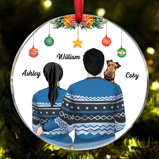 Couple With Peeking Dog Christmas Personalized Circle Ornament